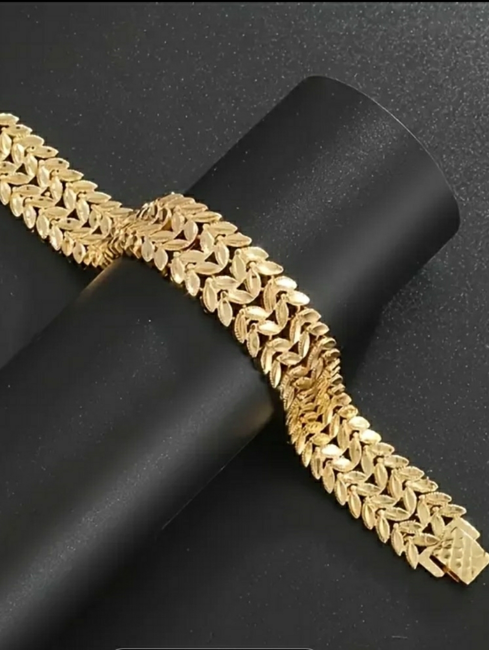 Gold Leaf Bracelet | Luxury Statement Jewelry | Elegant Gift